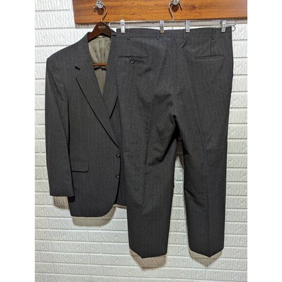 Oakton Ltd. Men's Gray Wool Pinstripe Pant Suit Size 46L - Picture 6 of 10
